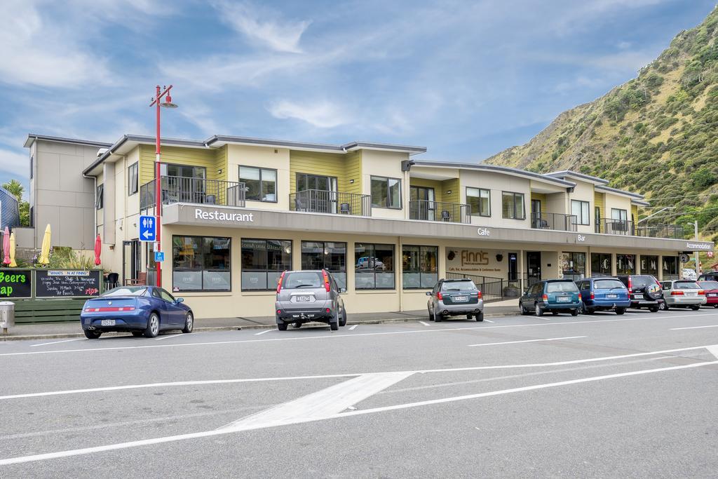Finns Paekakariki Exteriör bild